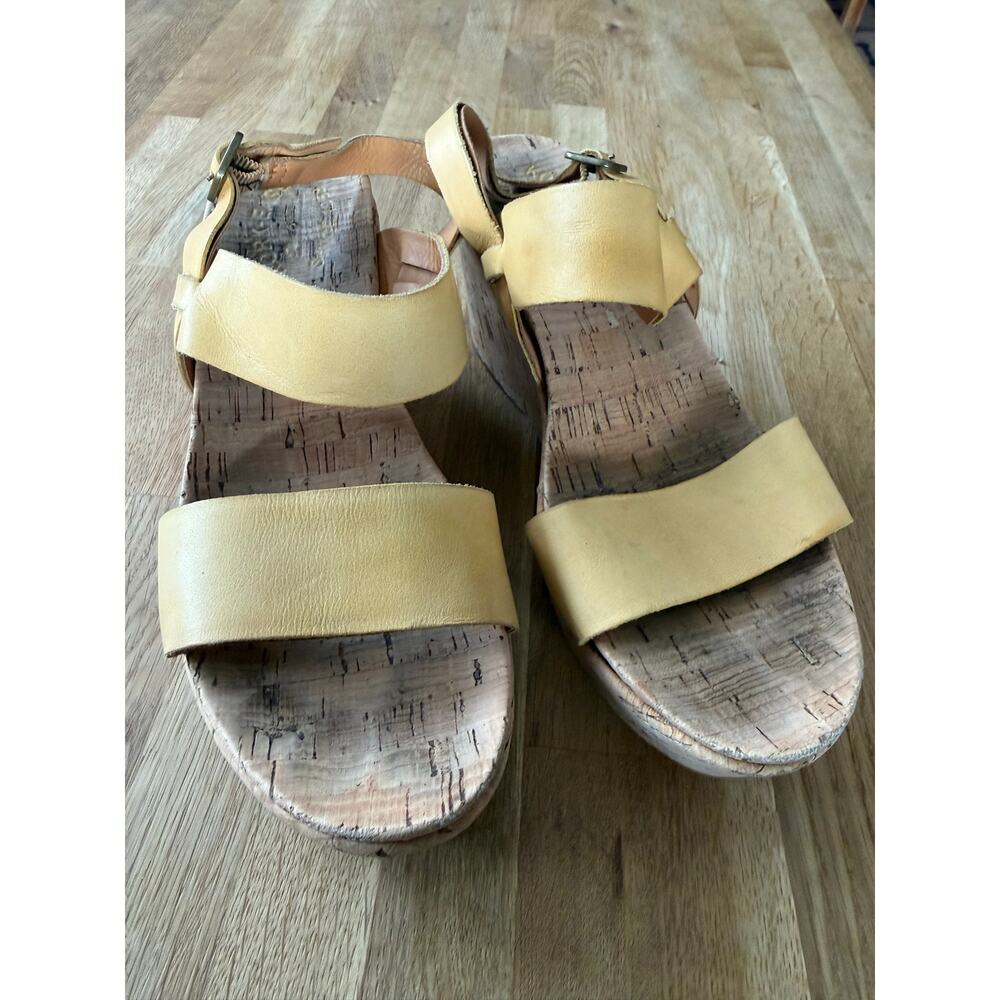 Kork-Ease Austin Leather Wedge Sandal Sz. 8